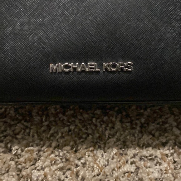Michael Kors Black Crossbody Bucket Purse - Picture 2 of 6